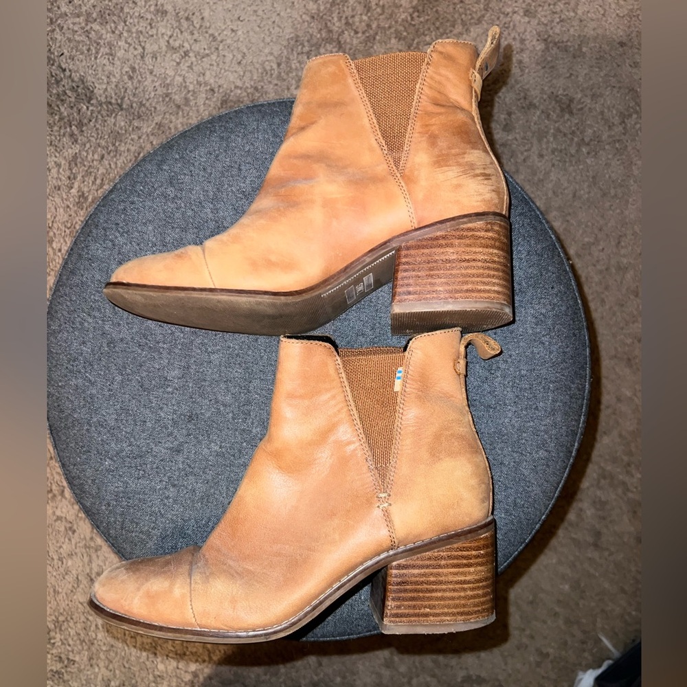Women’s Tom’s booties. US size 7.5!